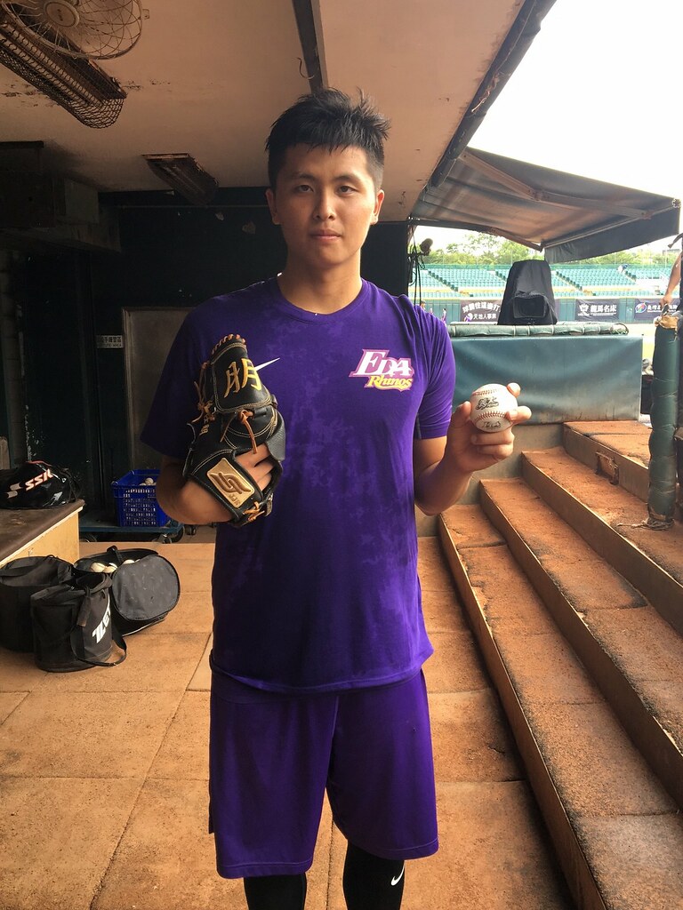 陳仕朋想對決鋒哥　學長江辰晏提醒保護手