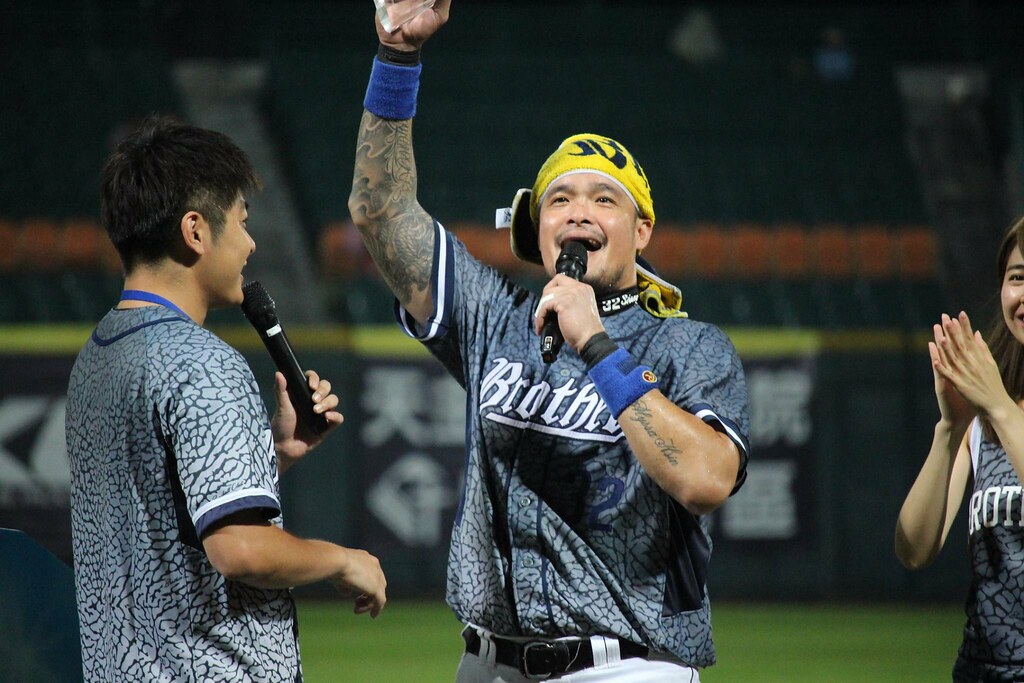 林智勝「道歉」開轟　中信兄弟逆轉勝