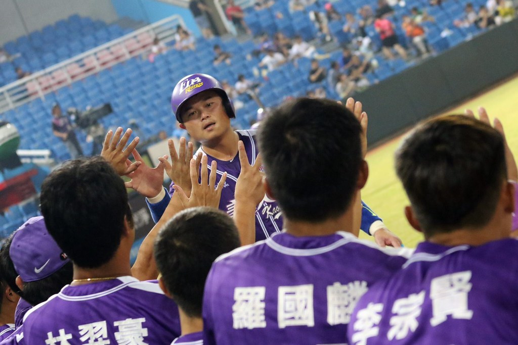 義大短打擾亂羅曼　胡金龍3安打助拳