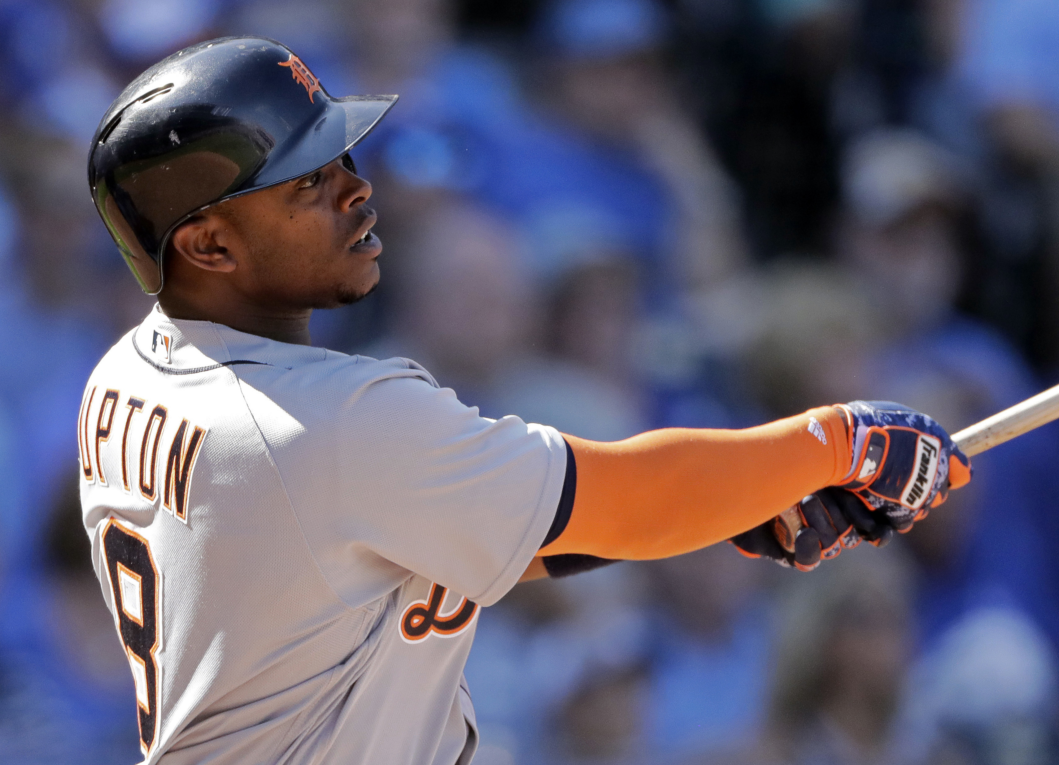 Upton轟炸皇家　老虎重回外卡第2