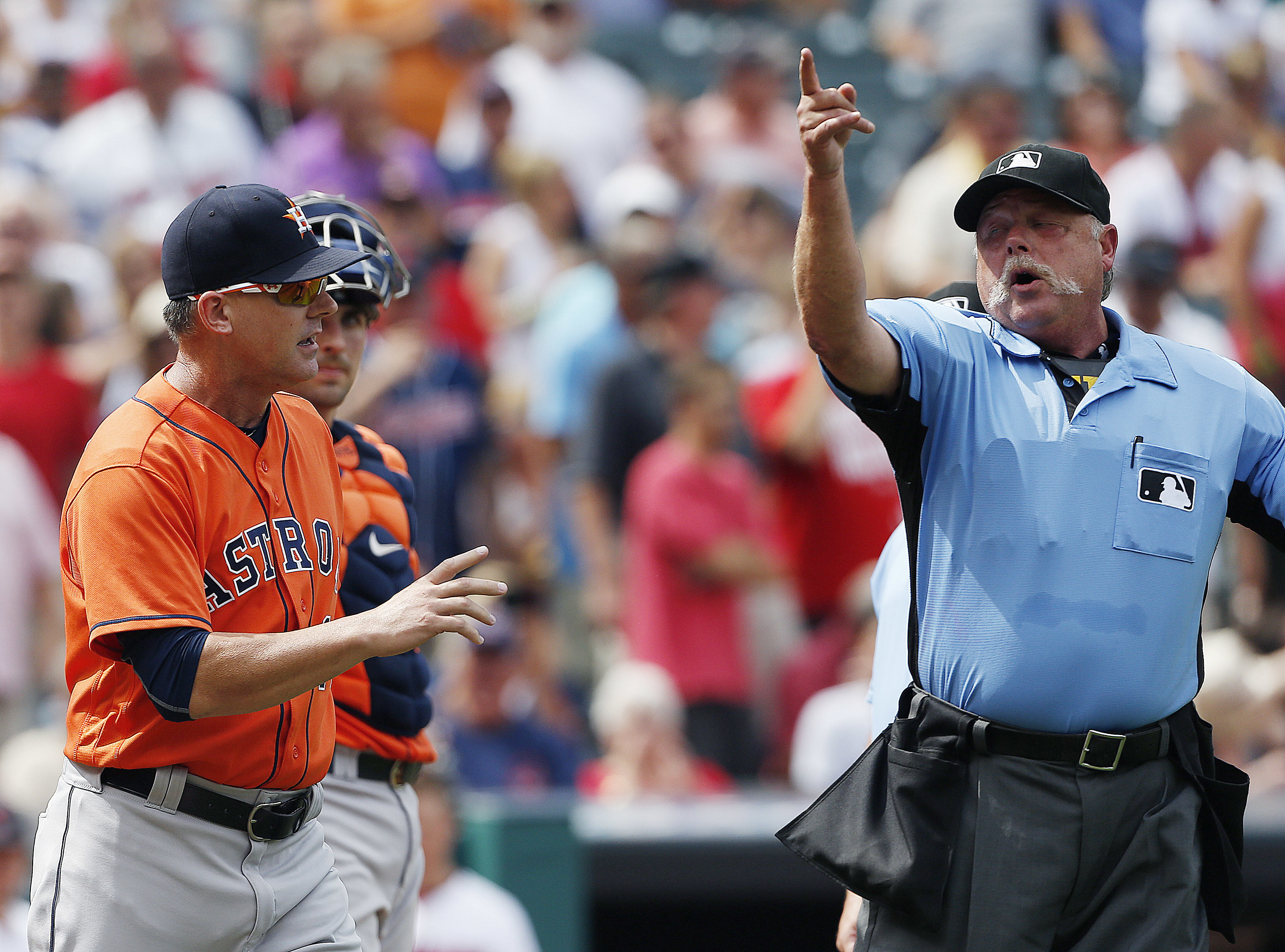關鍵時刻誤判　印地安人擊倒太空人