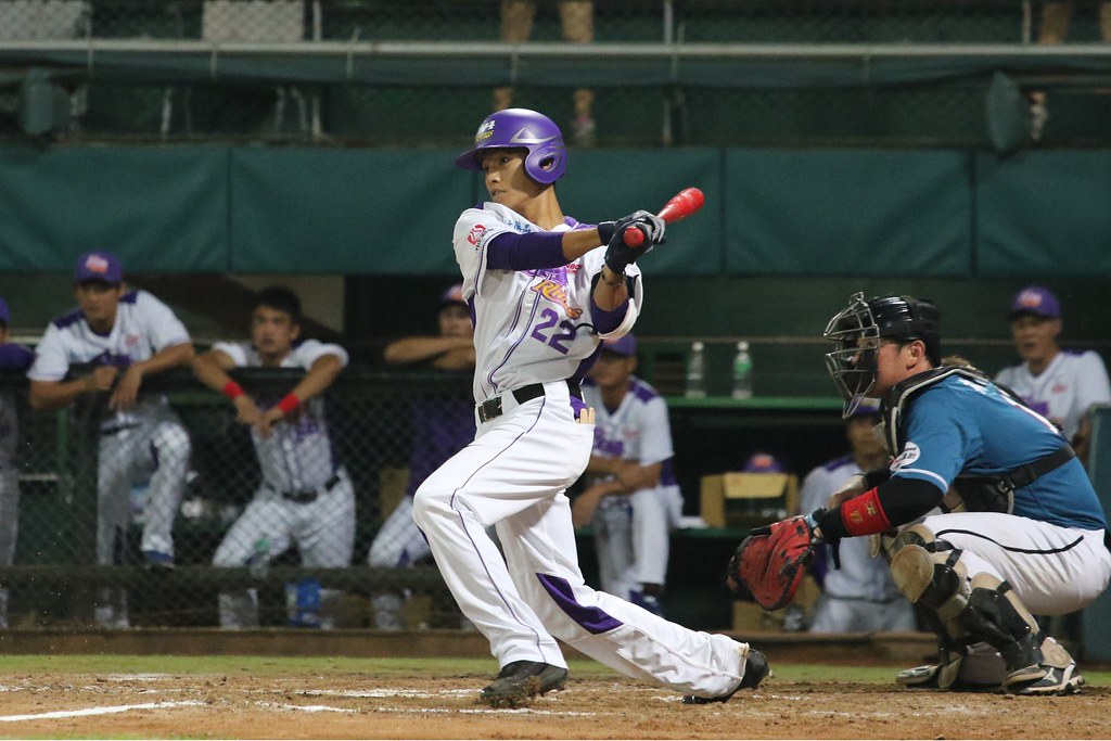 滑倒縫3針　「花賢」下週三拆線