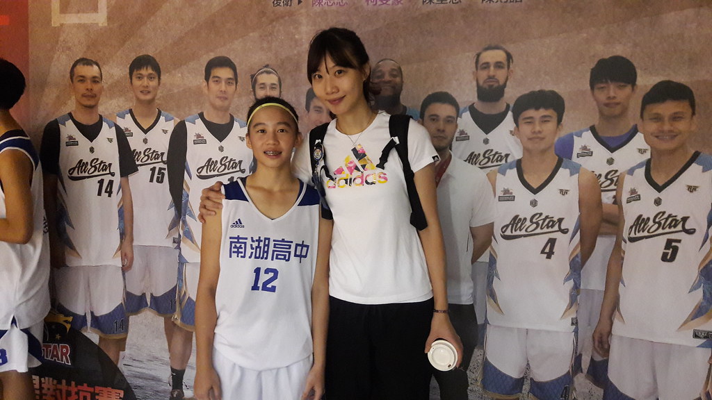 雙膝都有傷　黃筑琳繳代表作