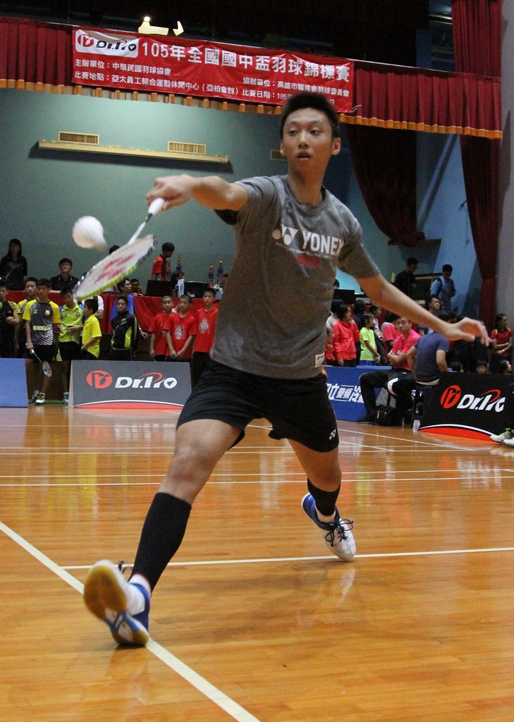 國中盃羽球男、女團冠軍　北市學校包辦