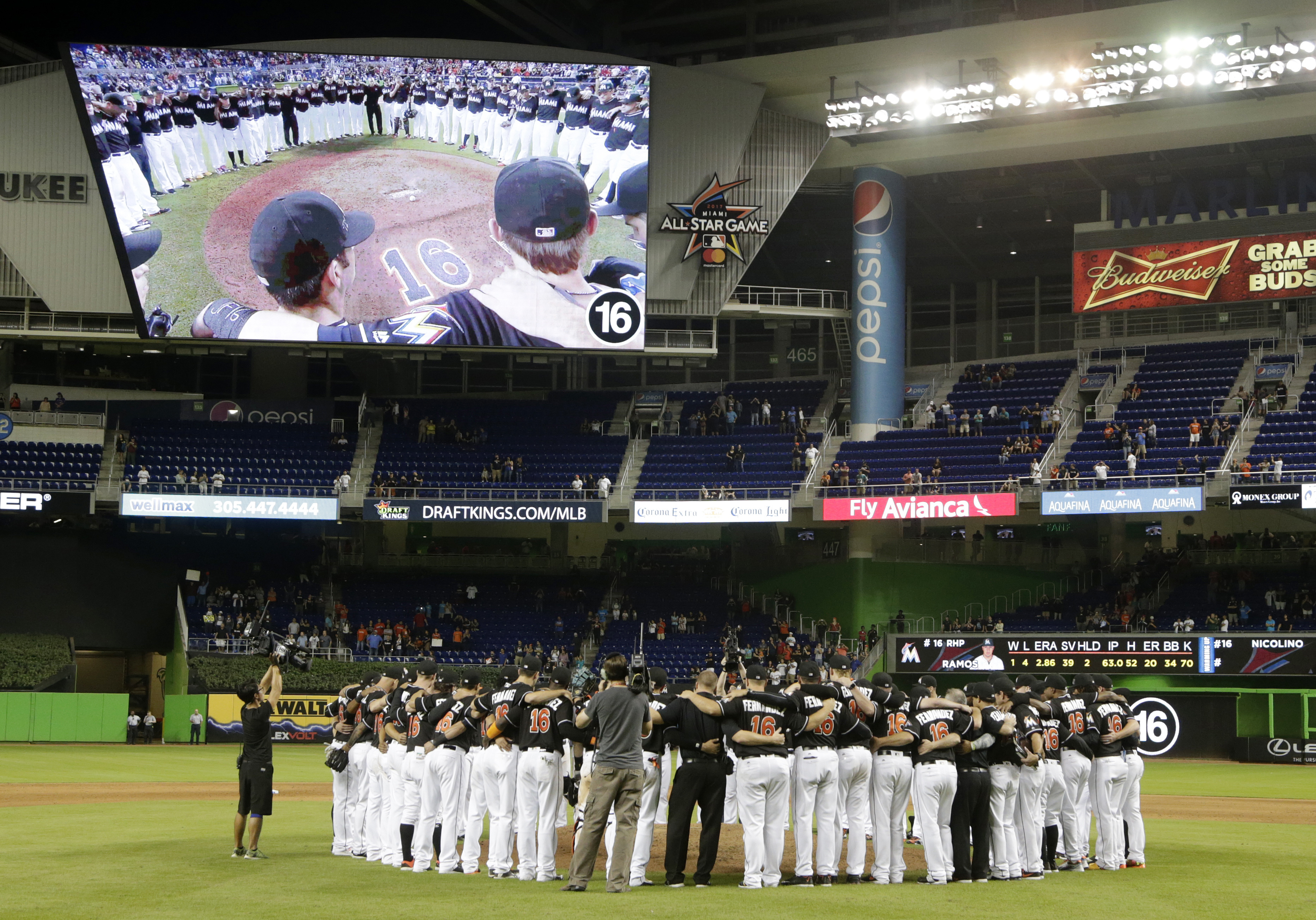 紀念Fernandez　Gordon首打席開轟