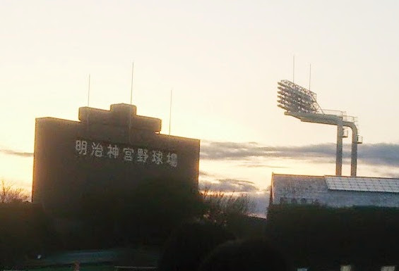 巨人再見滿貫轟中日　阪神逆轉養樂多