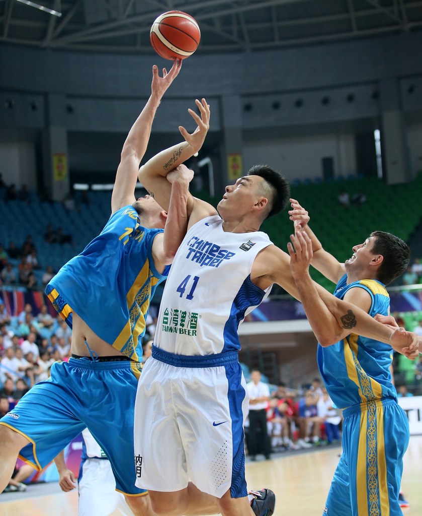 吳岱豪至璞園練球、談約　加盟只差簽字