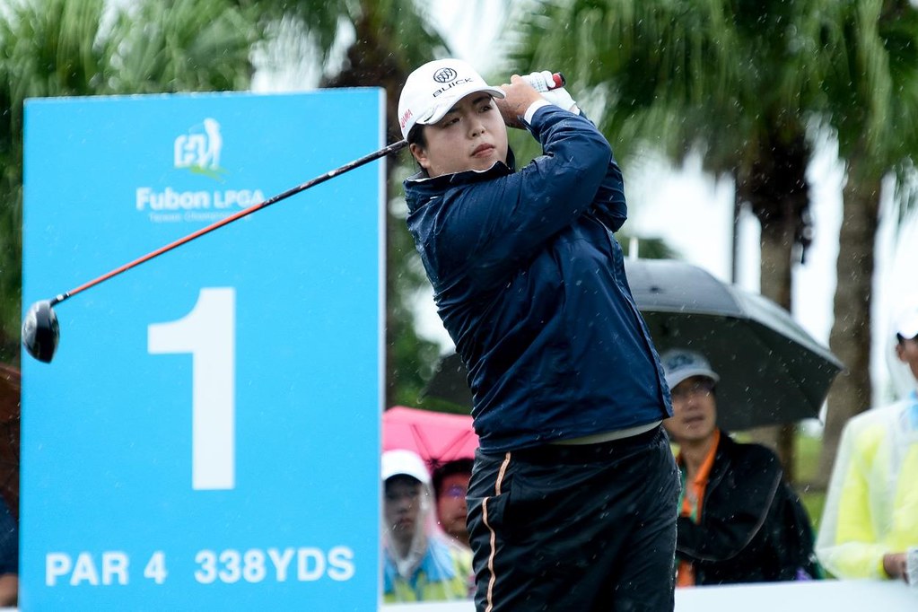 馮珊珊抓老鷹　次輪並列第三