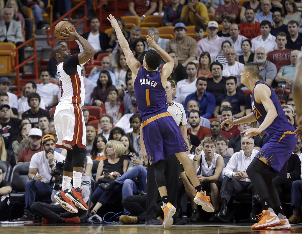 太陽隊統計擊掌次數　衡量團隊凝聚力