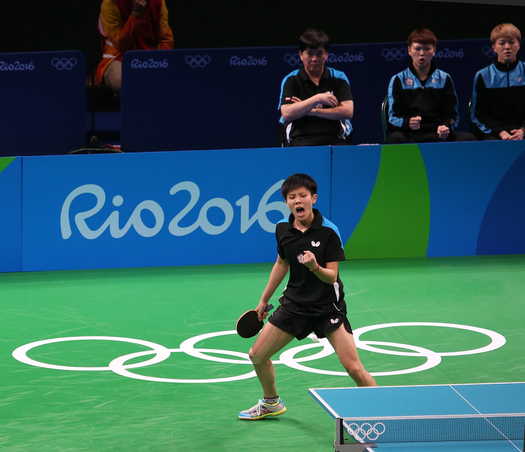 連過兩關　鄭怡靜首晉女子世界盃四強