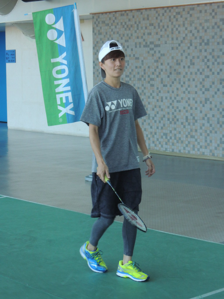 「羽球精靈」當教練　要讓球迷手舉不起來