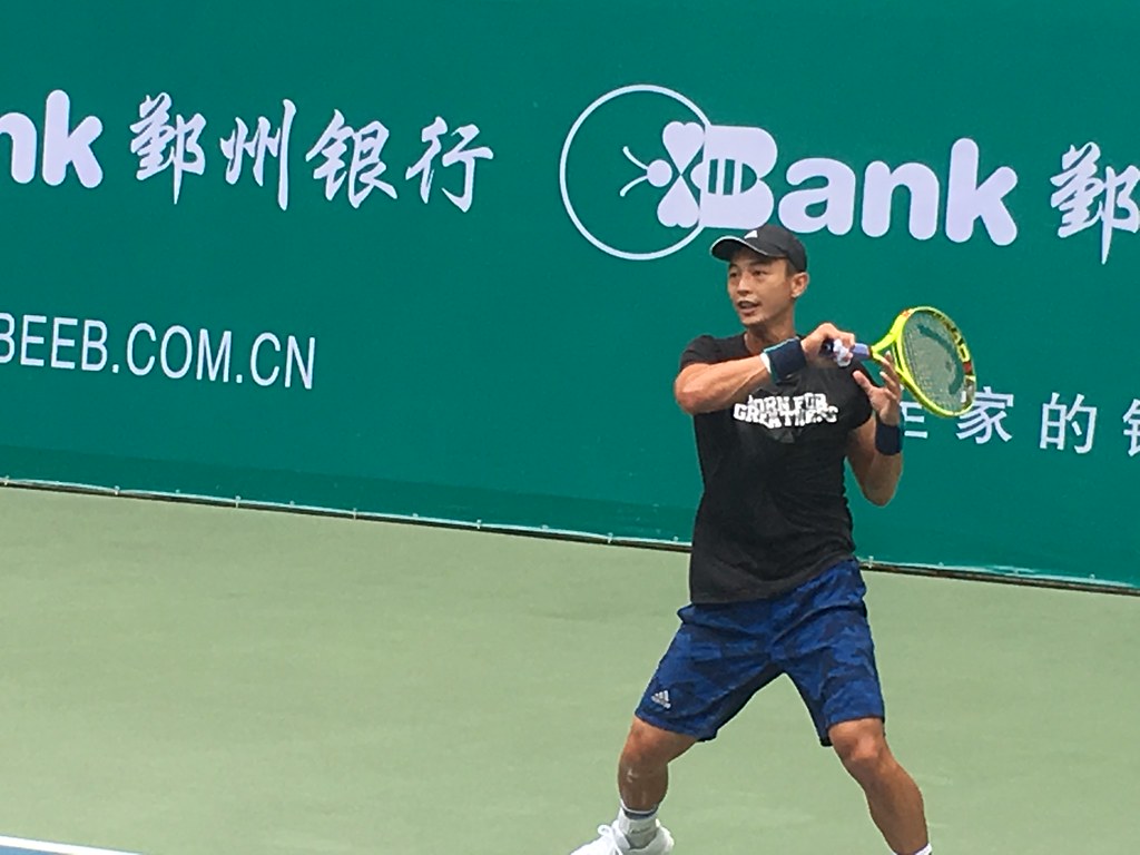 驚險贏下首盤　盧彥勳晉8強