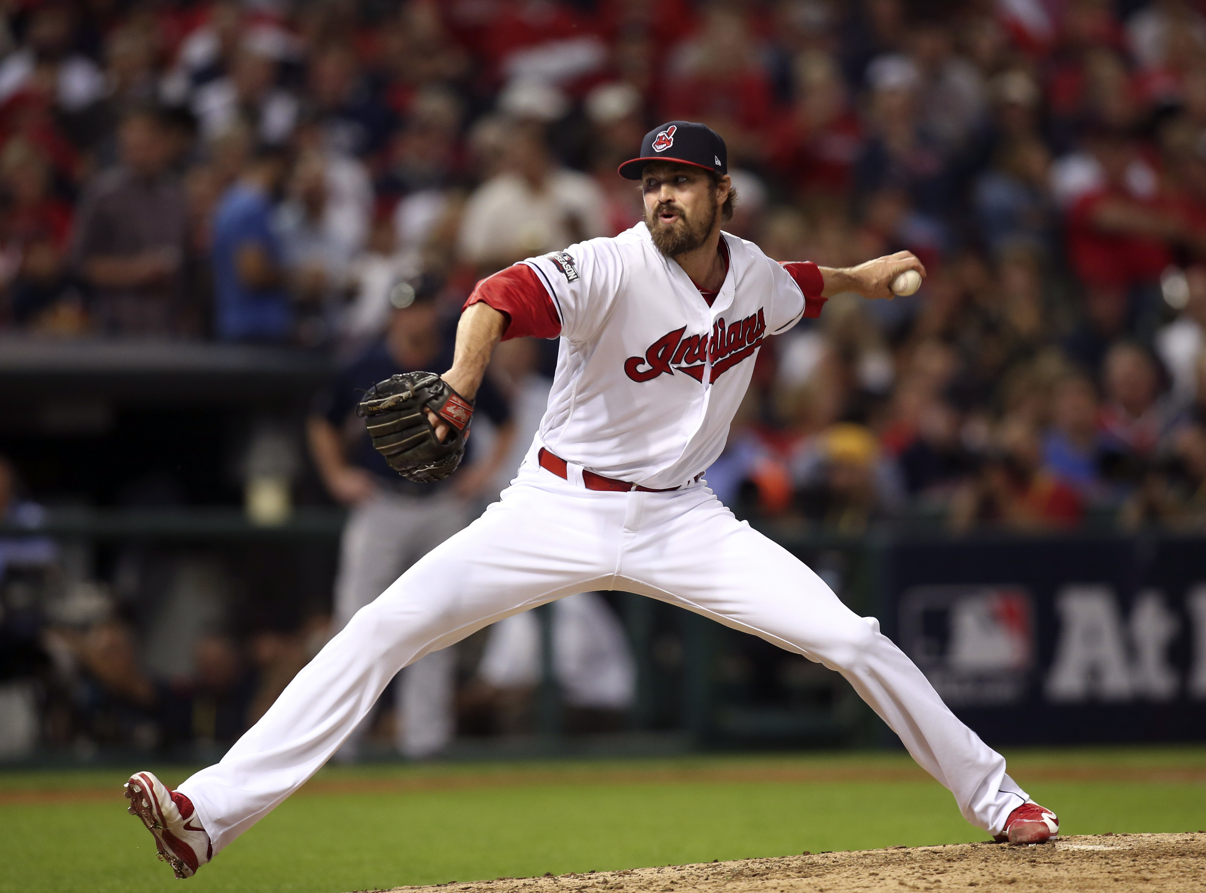 開季隊友、世界大賽碰頭　Miller對決Chapman