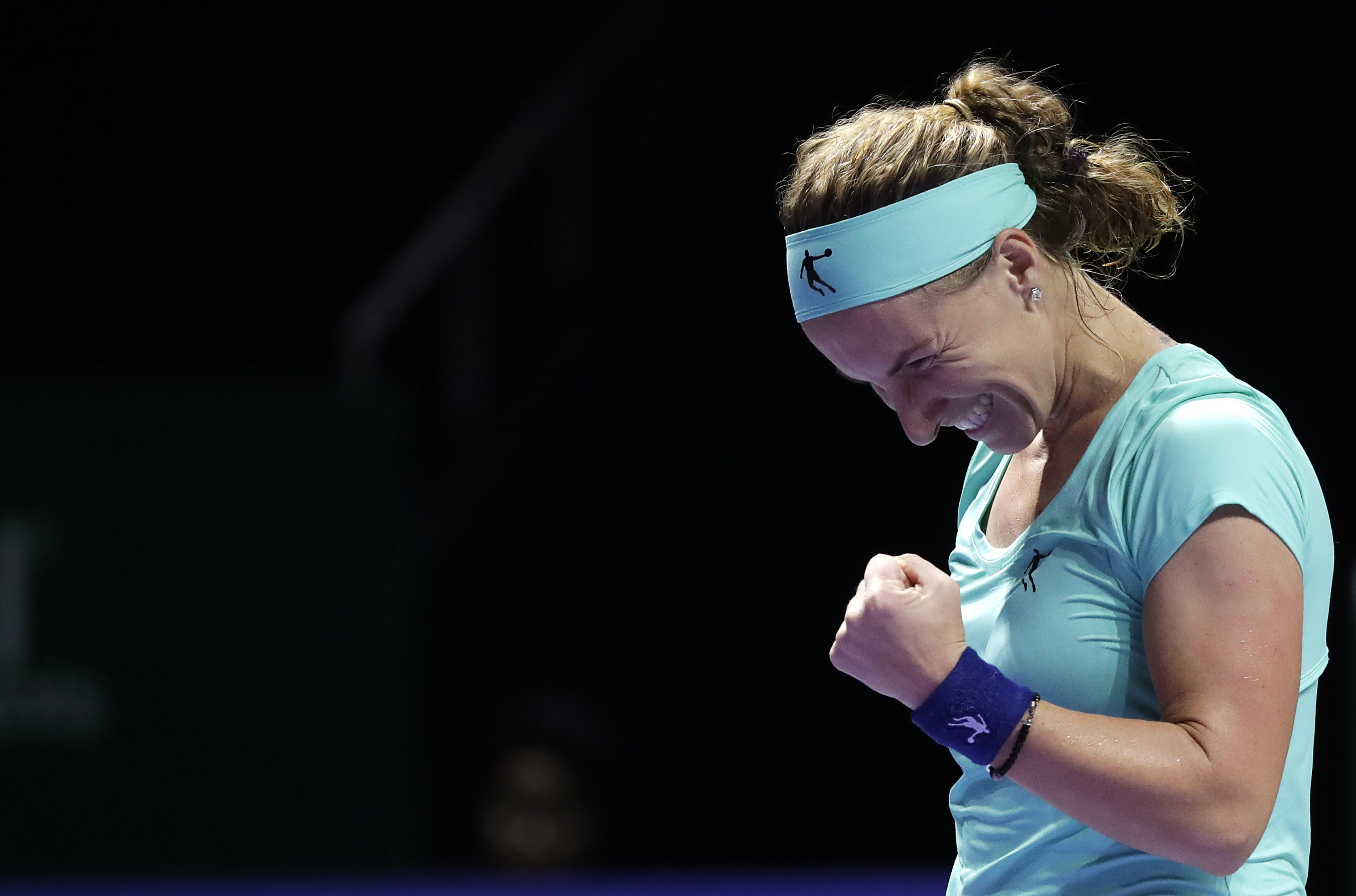 剪髮逆轉戰局　Kuznetsova力戰3盤苦勝