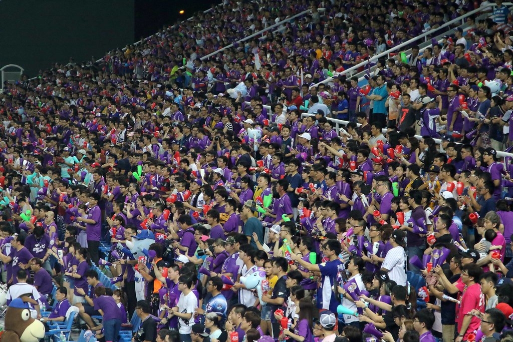 紫衫出動　葉總生日願望成真