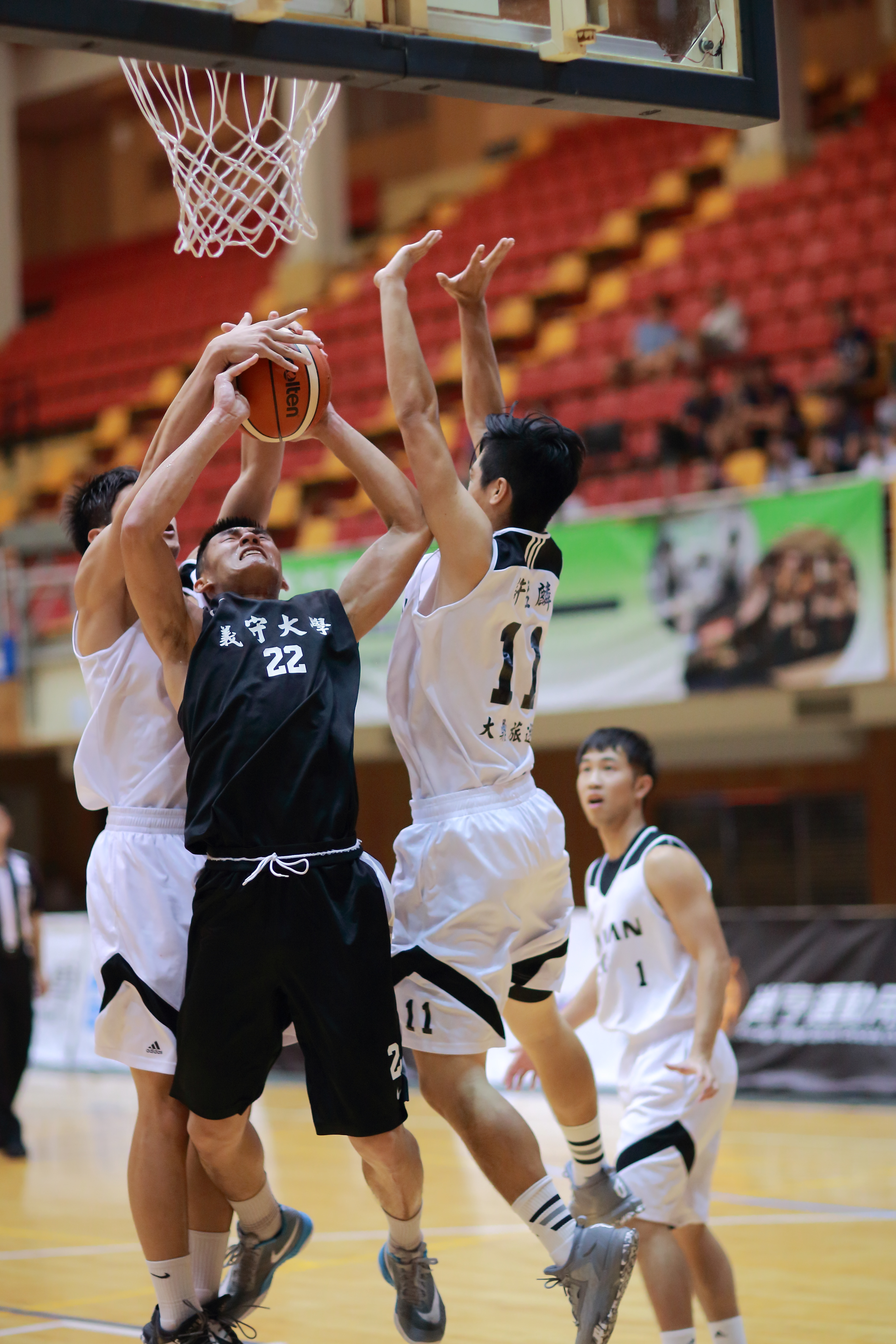 地主義大A、B雙宴客　健行、台科開胡