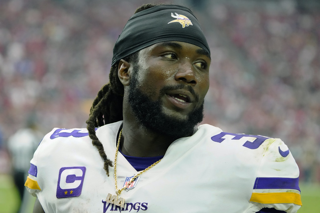 明星跑鋒Cook遭控訴　爆毆打前女友風波