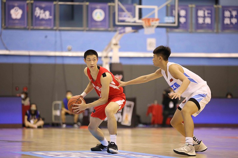 宋昕澔克服手腕不適　南山轟破百分晉級