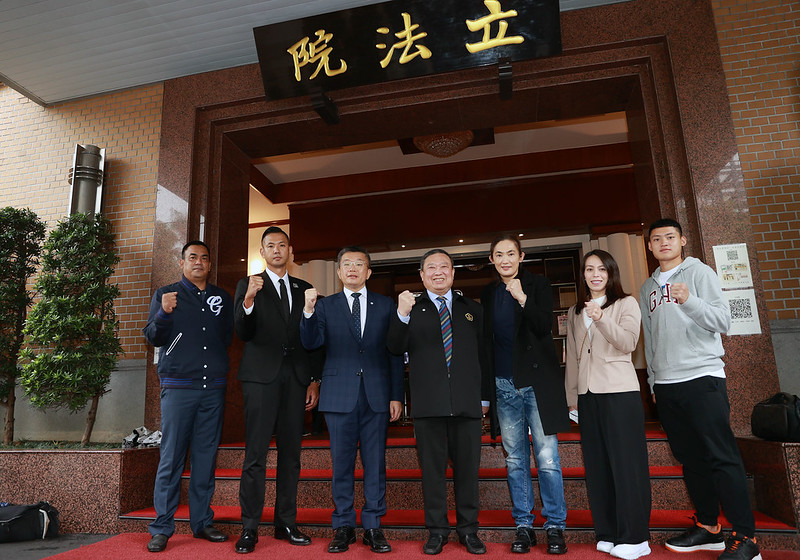 中職第6隊利多？　體育界拜會各黨團