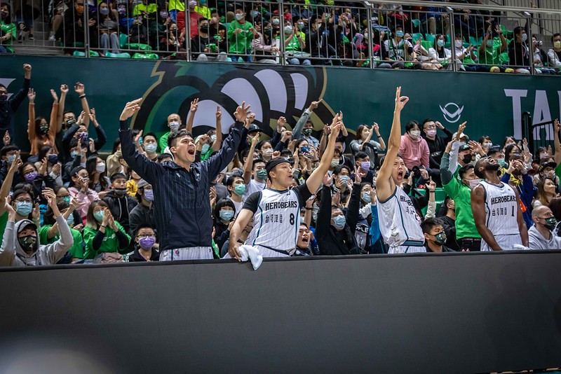 T1開幕戰收視夯  全國破30萬人同步觀戰