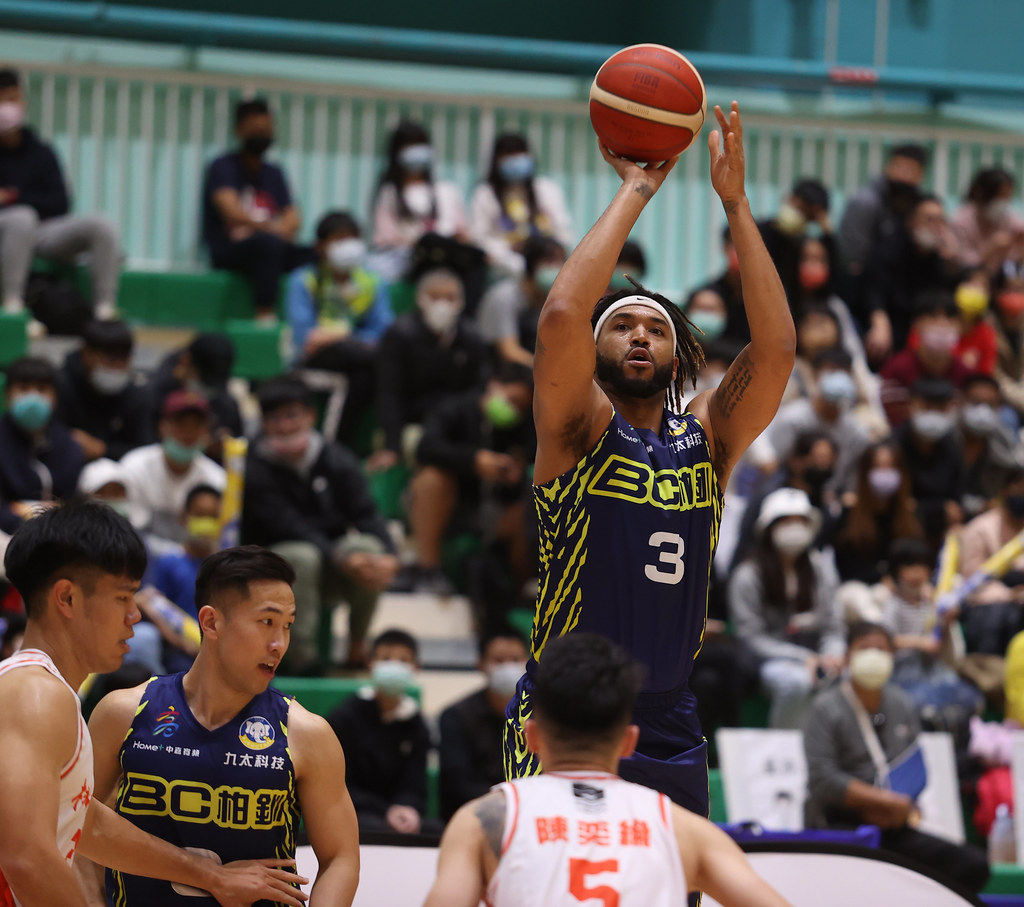 九太雙洋合砍36分　徐仲毅收執教首勝