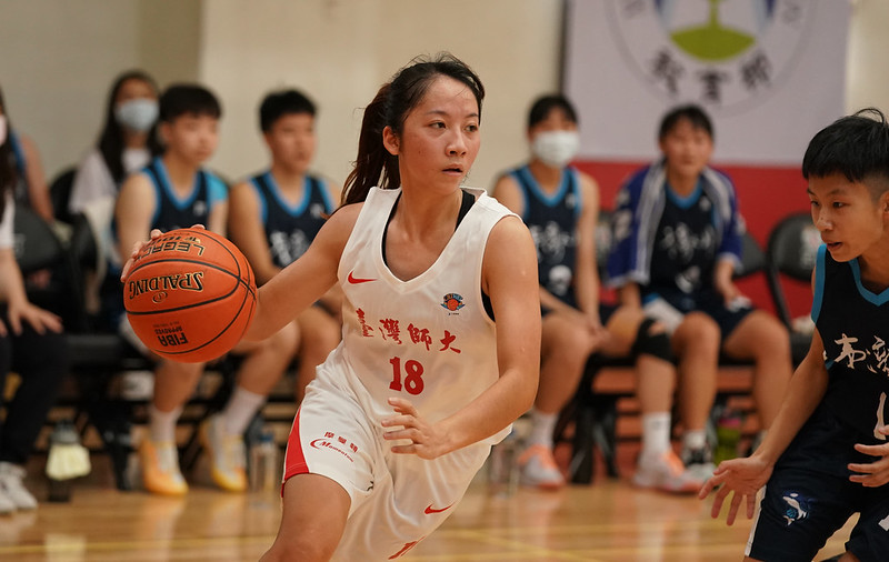 臺灣師大加強外線　輕取臺大維持全勝