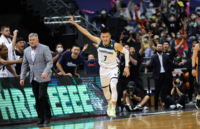 于煥亞砍29分創紀錄　海神8268人進場助陣