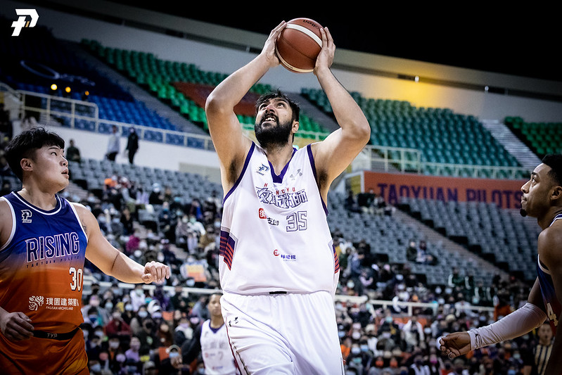 辛巴32分27籃板　攻城獅收2連勝