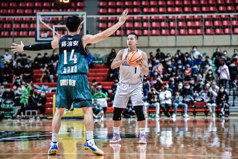 化身球隊一哥兼隊長　鄭瑋盼擦亮雲豹招牌	