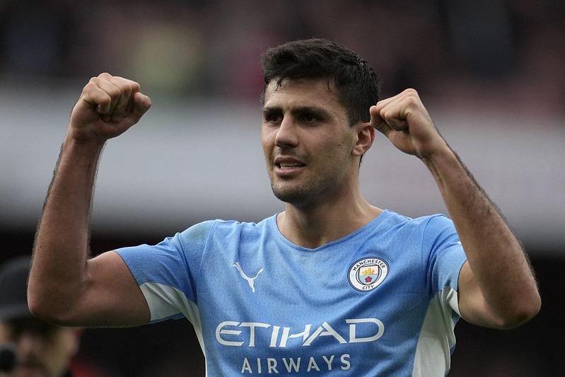 曼城混戰險勝　兵工廠：有VAR為何不看？