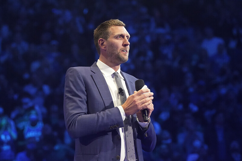 Nowitzki背號退休　激勵Doncic奪冠