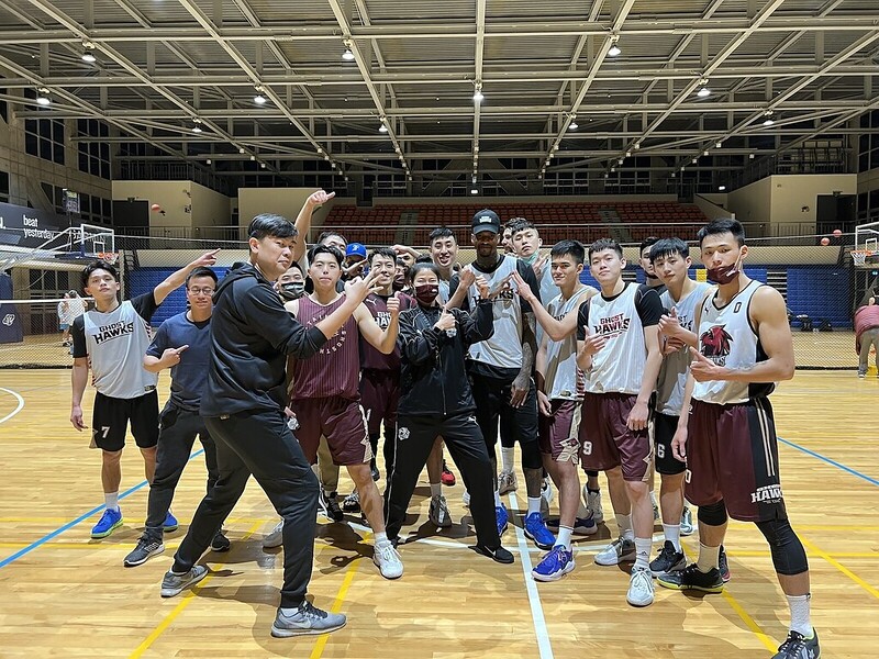 了不起負責！　賈西亞買門票回饋學生