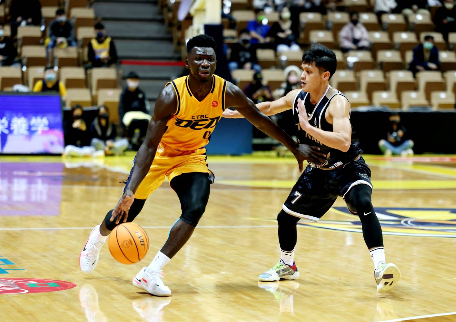 阿巴西本土新高31分　捍衛特攻主場4連勝