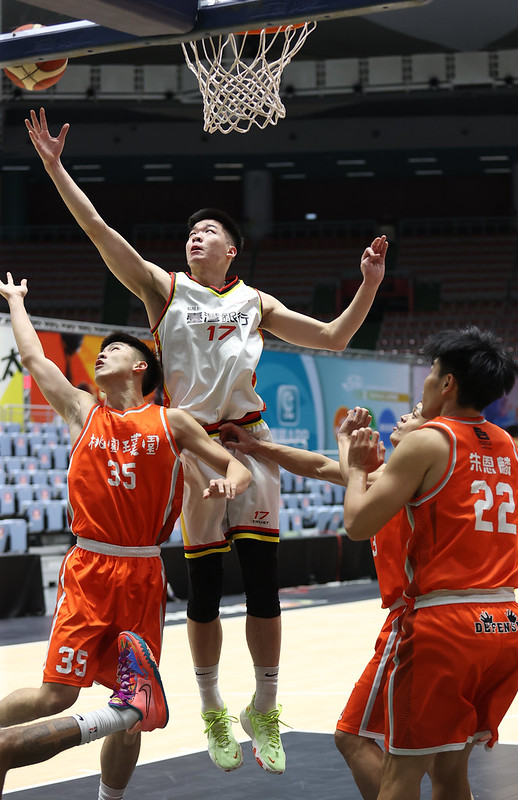 《SBL》2個洋將打 1個　台銀輕取璞園奪8連勝