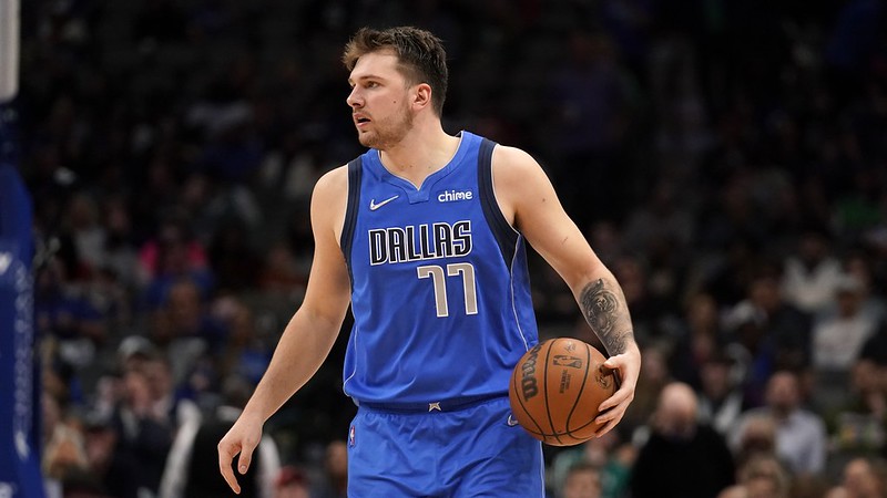 西區近況最好的獨行俠和灰熊交戰　運彩小偉看好人手充足的獨行俠