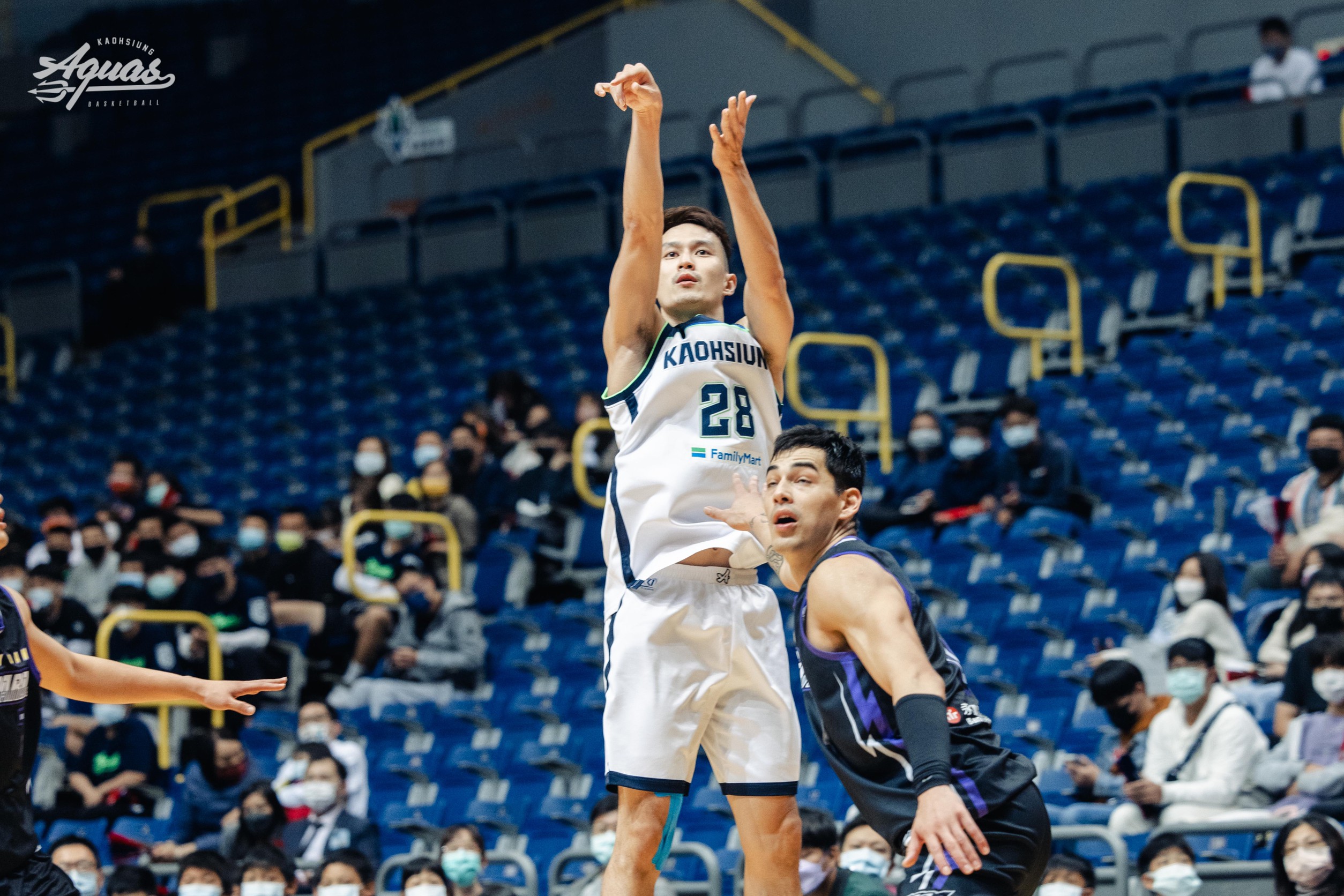 庫薩斯飆37分　余純安達生涯千分