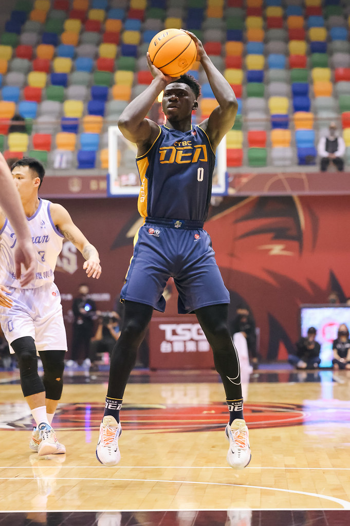 阿巴西繳28分全能表現　中信特攻對戰台鋼獵鷹4連勝