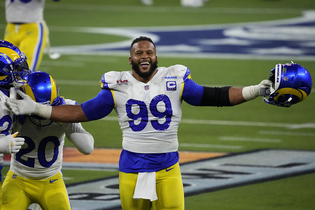 送出再見擒殺　Donald賽後激動落淚