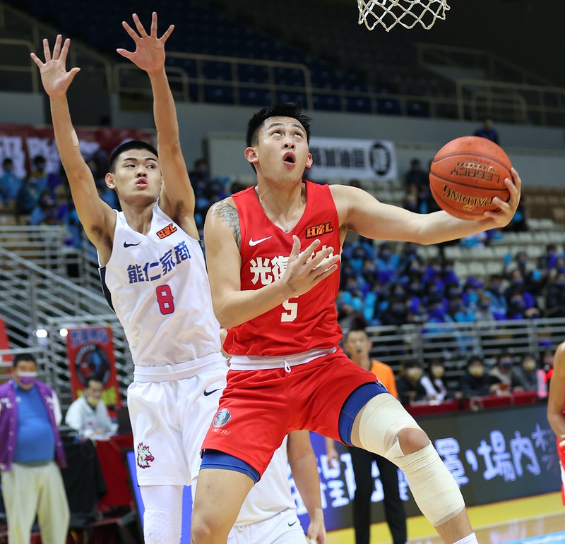 陳將双高效轟23分　陳定杰：能不用盡量不用