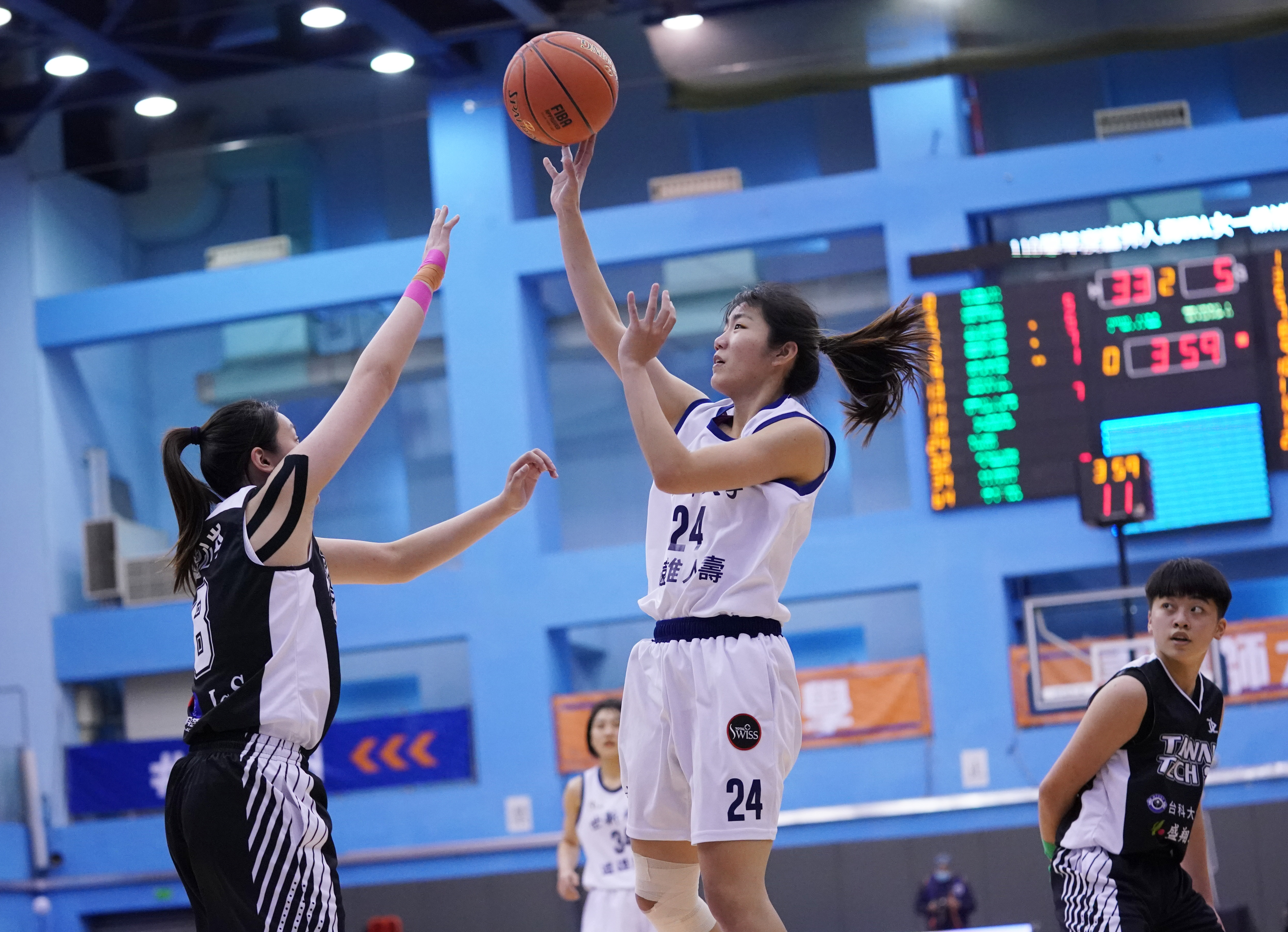 世新大勝臺科　收跨季35連勝