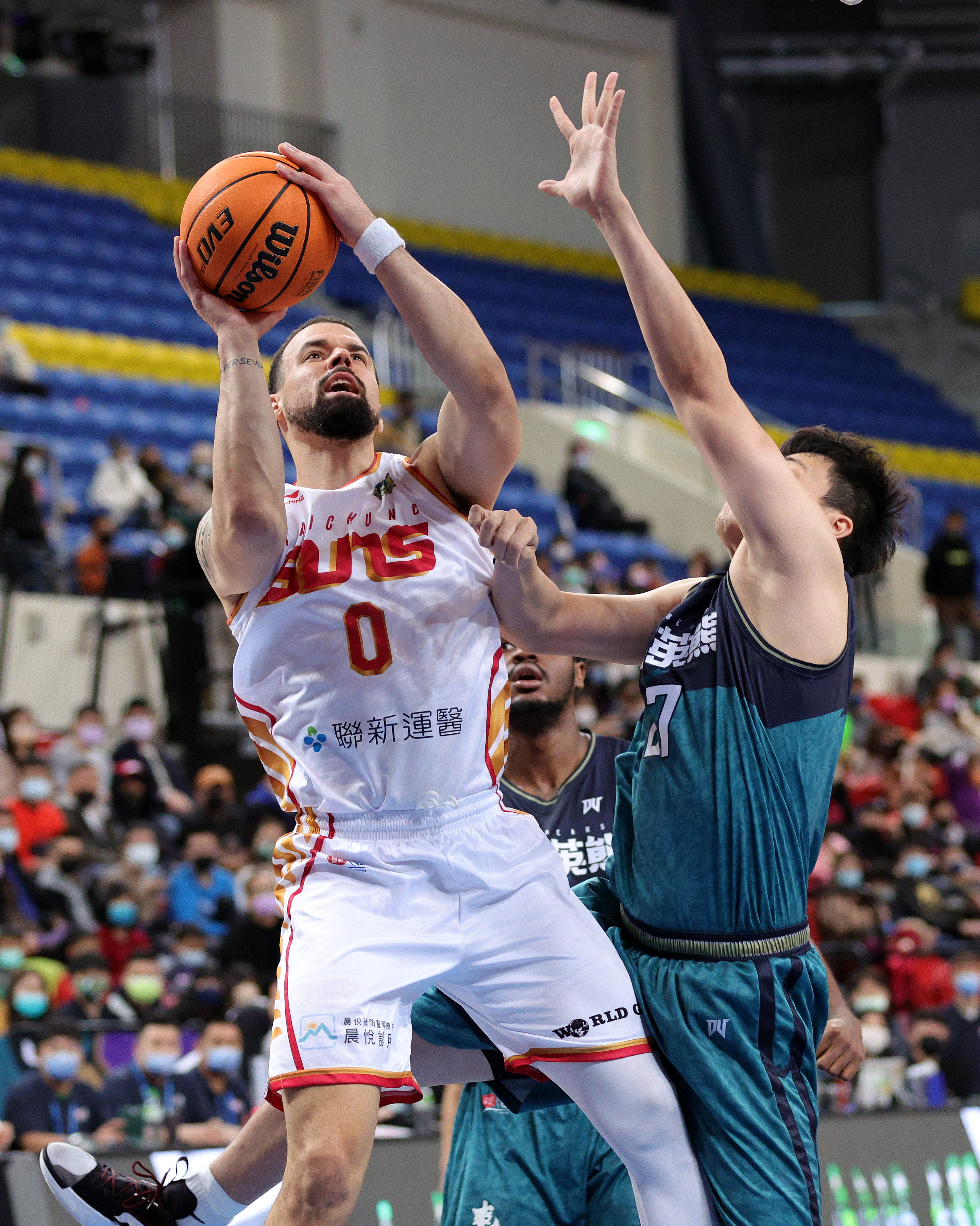 塔克第2場就融入　不自私分享球獲隊友稱讚