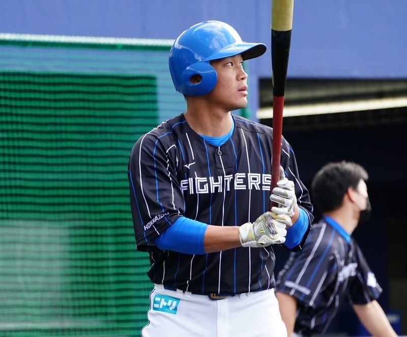 日職生涯最後一擊？　王柏融代打一壘打