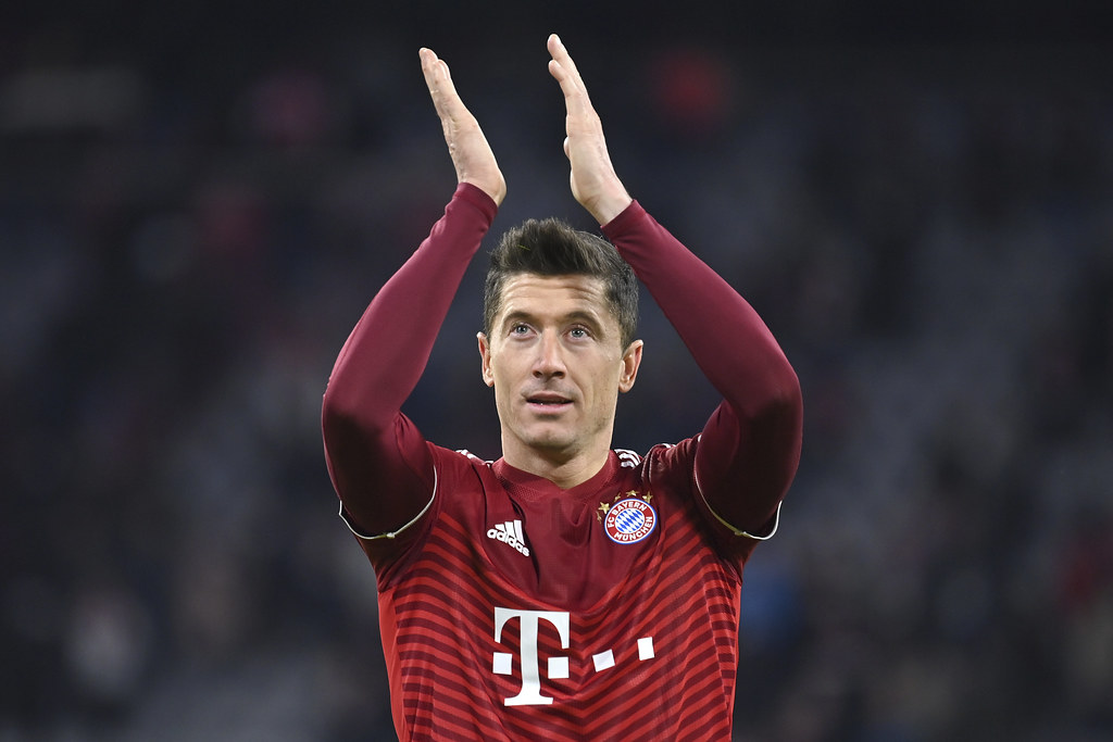 開賽23分鐘上演帽子戲法　Lewandowski刷新歐冠紀錄
