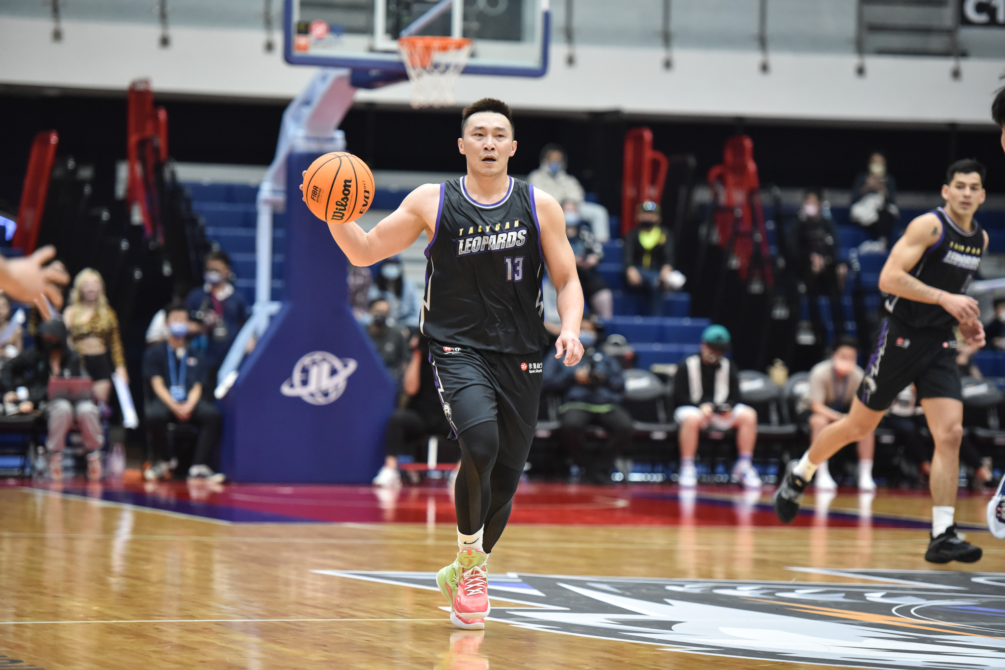 受張智峰被趕出場激勵　雲豹逆轉勝台啤