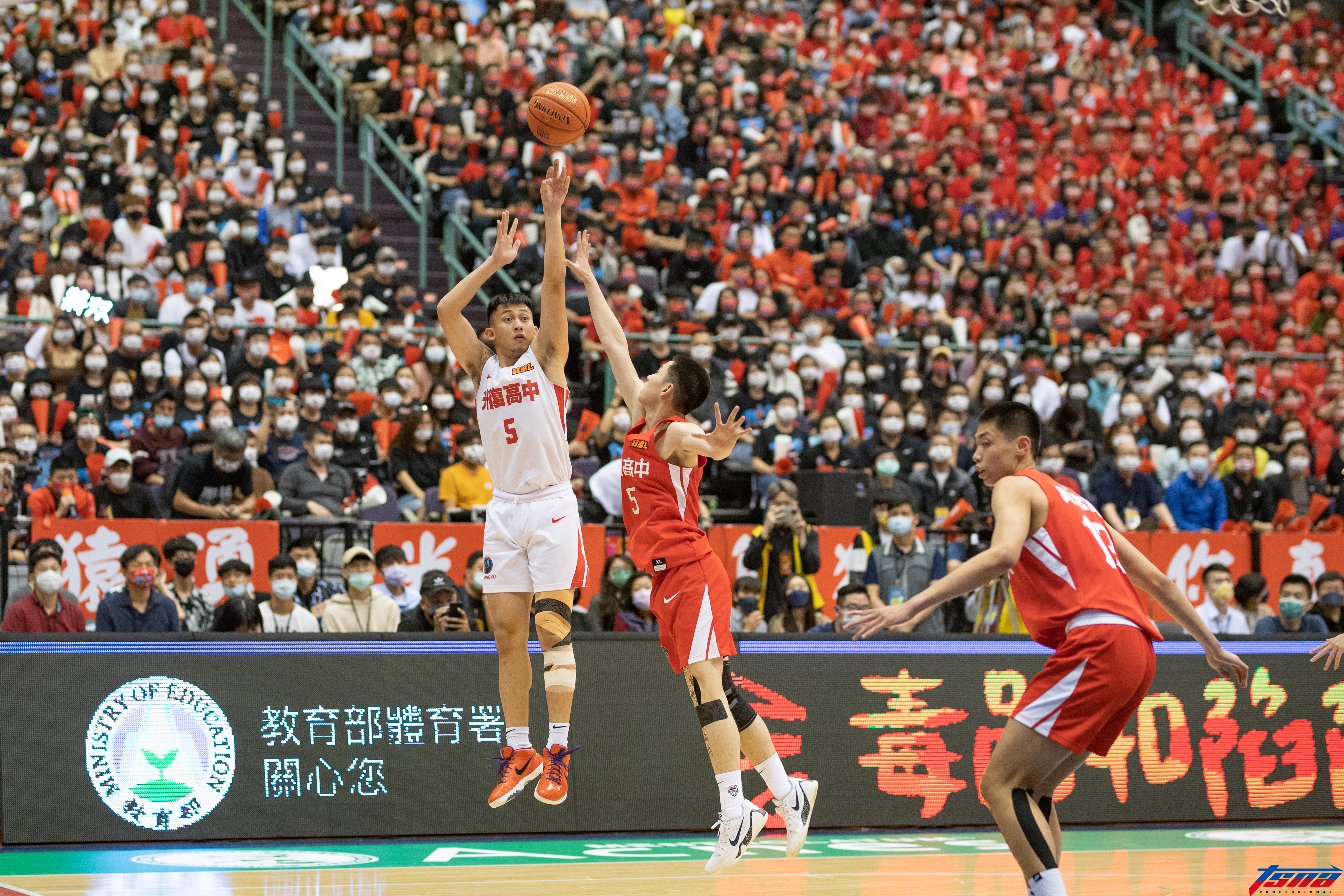 陳將双致勝跳投　光復收隊史首冠