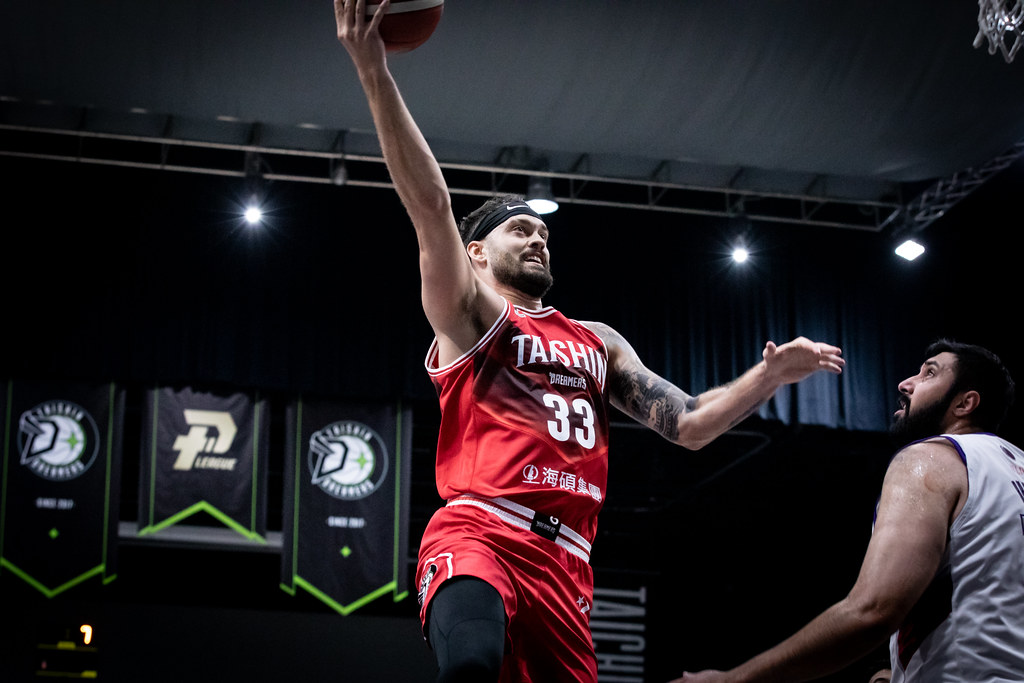 首秀與高國豪爆衝突　揚科維奇：再聰明一點