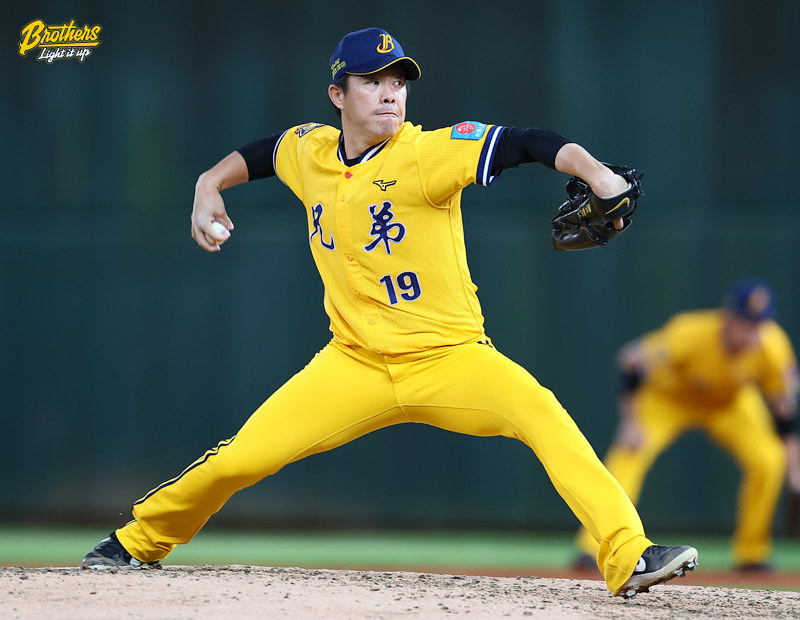 中信兄弟連6場洋投先發後明本土鄭凱文登板　11勝洋投包9勝　