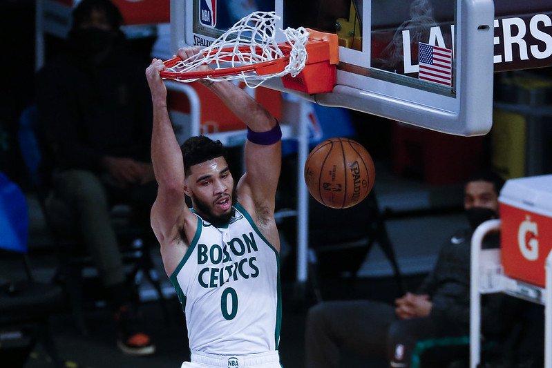 塞爾提克踢館公鹿東冠前哨戰　拾一看好綠軍優勢火力迎下勝利