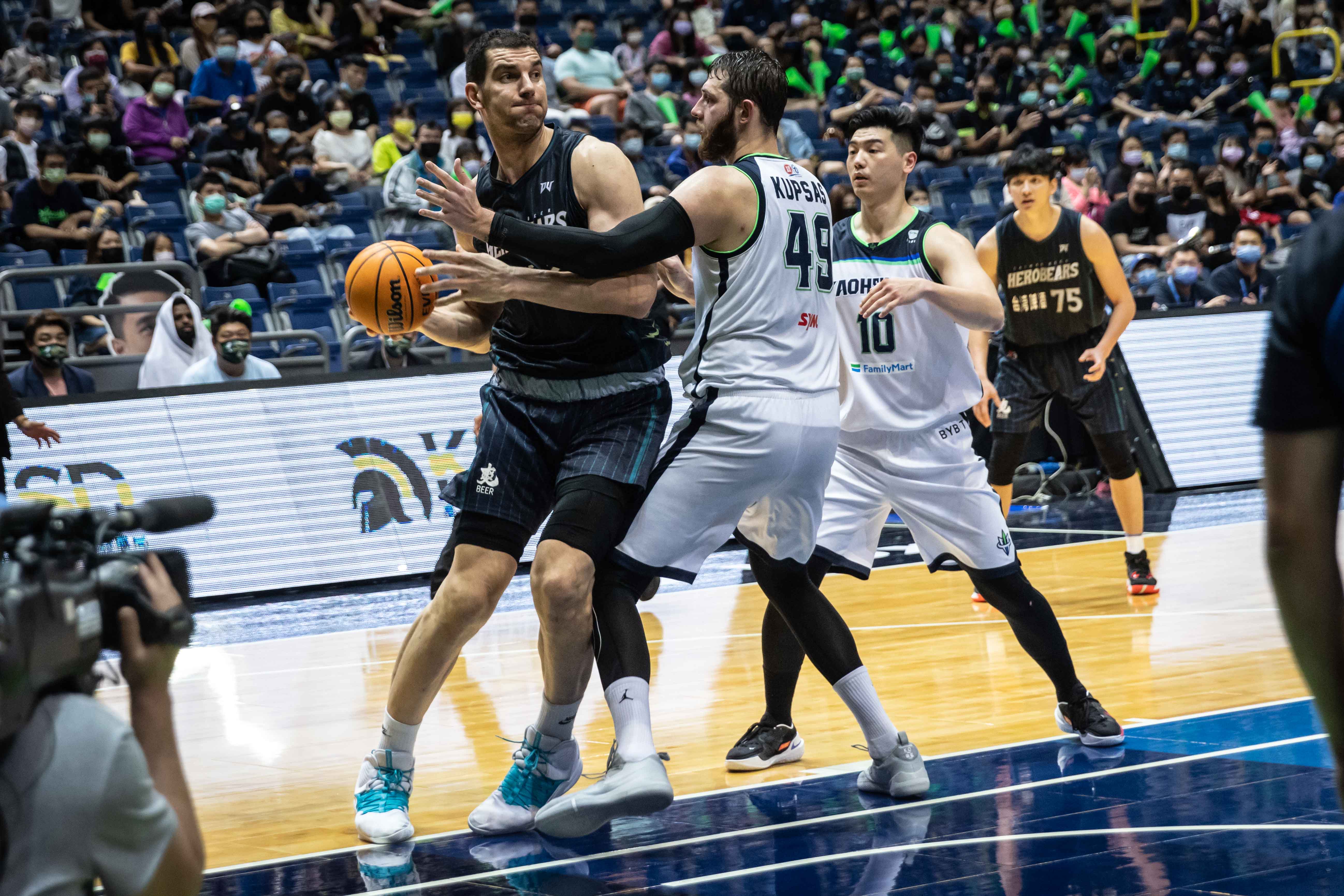 德古拉首秀繳雙十　台啤7分差退海神