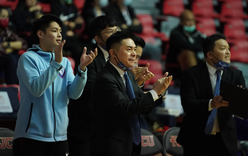 台鋼獵鷹開鍘教頭！　劉孟竹暫代總教練